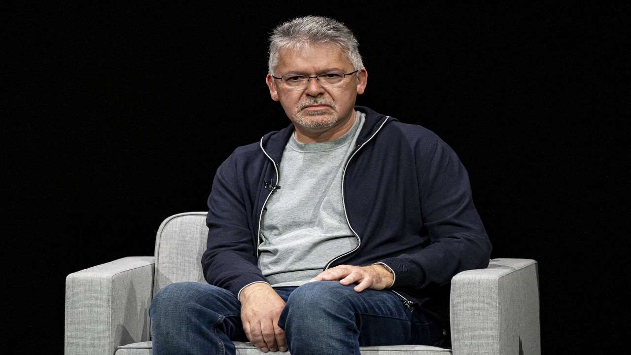 Apple enlists company veteran Kim Vorrath to help fix AI and Siri