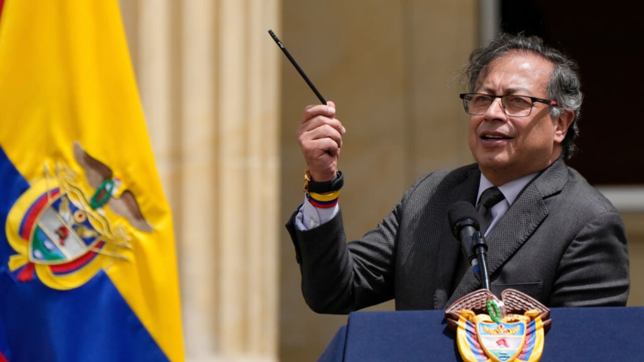 US sanctions Colombia's president, Trump's drug accusations hit longtime ally