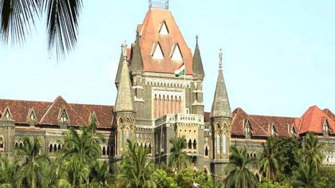 Bombay High Court receives bomb threat; judges, lawyers vacate premises