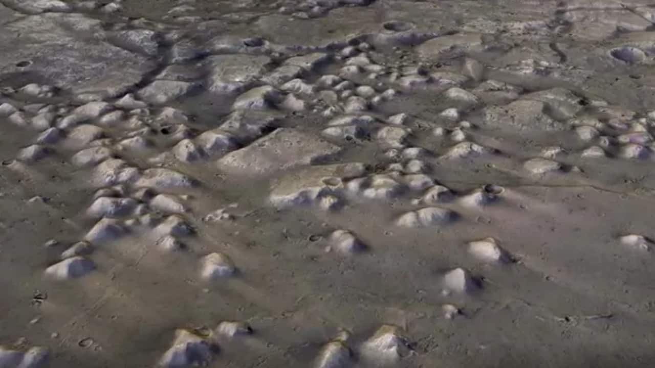 Did Mars once had a huge ancient ocean? New evidence found in unusual Martian clay mounds