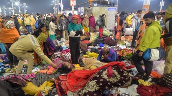 Rescue operations underway after a "stampede-like" situation broke out on Mauni Amavasya during the ongoing Mahakumbh Mela at Sangam in Prayagraj on Wednesday. (PTI Photo)