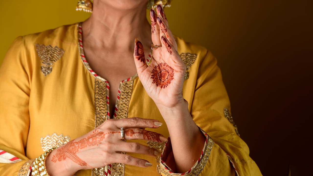 Cultural Significance of Yellow: In many cultures, yellow is the color of enlightenment and auspicious beginnings. Vasant Panchami, with its yellow themes, marks a fresh start for learning and growth. (Image: Canva)