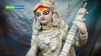 Saraswati Puja 2025: The #1 Mantra for Academic Success to Try on Basant Panchami
