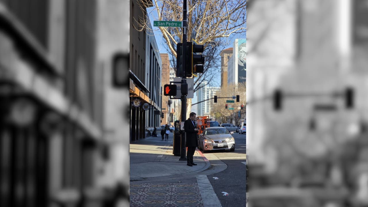 Crosswalk hustle and bustle