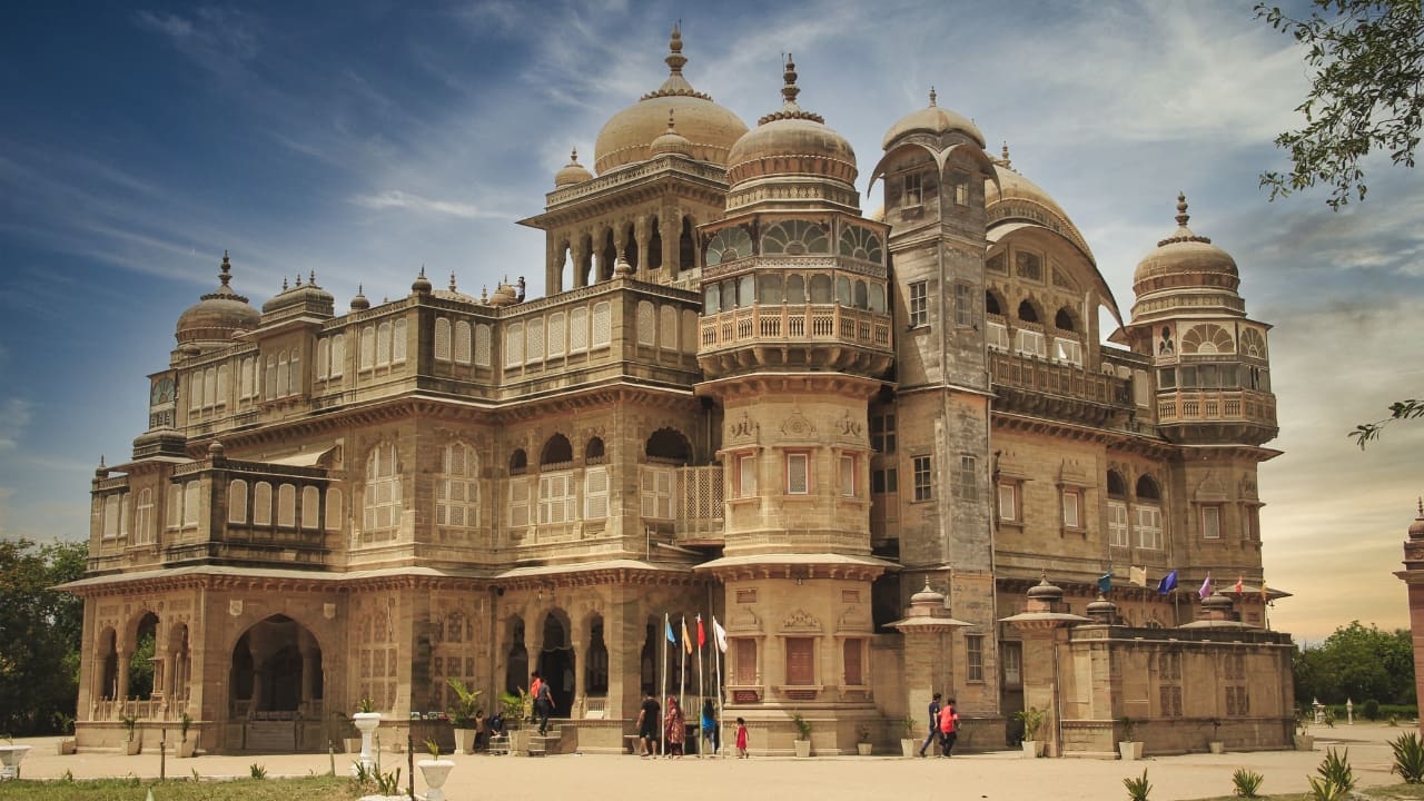 10. Kutch, Gujarat The Great Rann of Kutch offers an otherworldly landscape of endless white salt flats, especially mesmerizing during the Rann Utsav, when cultural performances, folk dances, and colorful tents fill the desert with life. This surreal location, with its stark beauty and vibrant festivals, makes for an extraordinary Instagram shot. (Image: Canva)