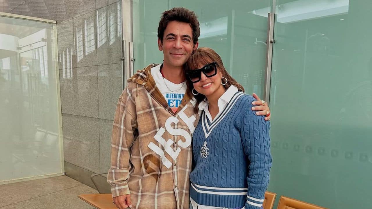 Hina Khan reveals Sunil Grover’s special support during her chemotherapy, calls him 'favourite padosi'