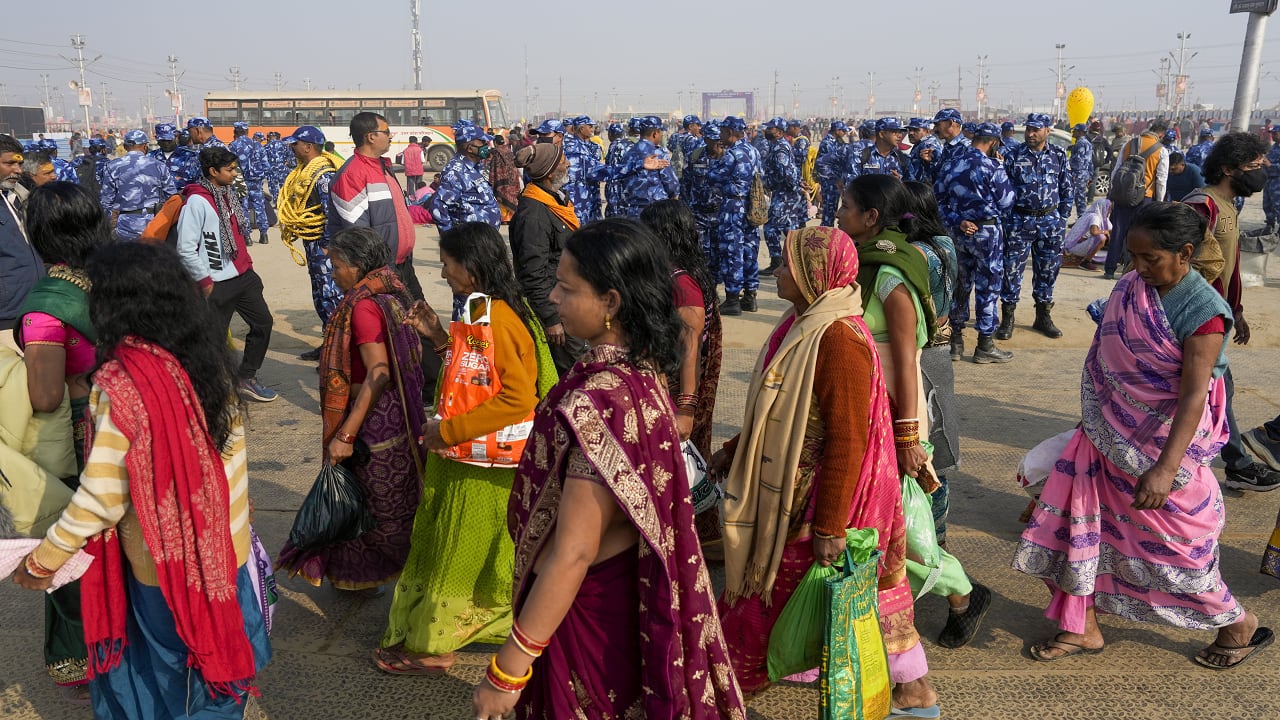 Massive crowds expected for Vasant Panchami Snan at Mahakumbh; authorities strengthen security measures