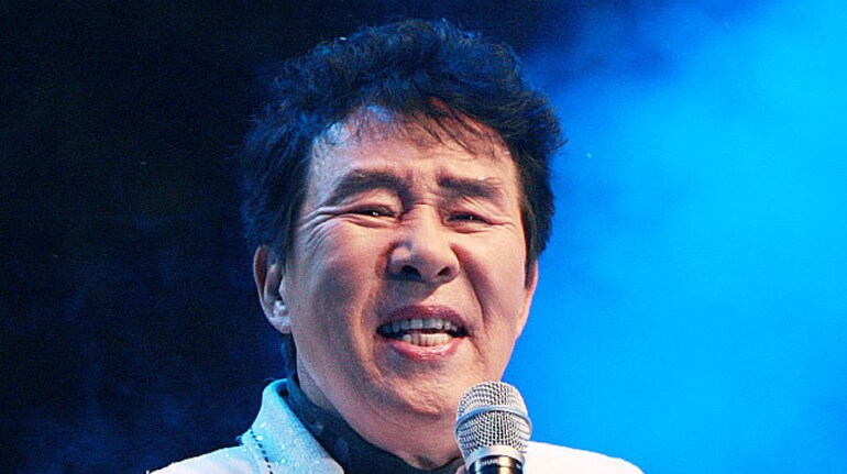 Legendary Trot Singer Song Dae-kwan Passes Away