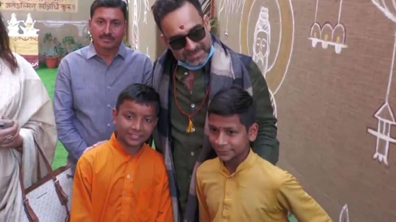 Pankaj Tripathi visits Mahakumbh with his family, says, "The vibes here are very spiritual"