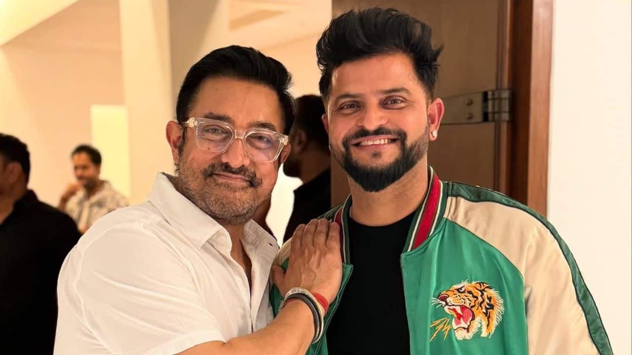Cricketer Suresh Raina poses with Aamir Khan at Loveyapa special screening; says, 'Junaid is going to shine'