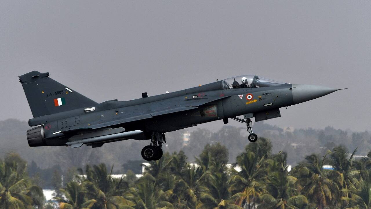 Data Story: Hindustan Aeronautics trumps Bharat Electronics in order book but lags in cash conversion