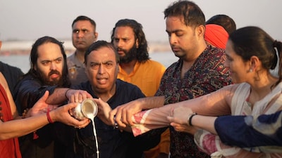 Mukesh Ambani | Latest & Breaking News on Mukesh Ambani | Photos ...