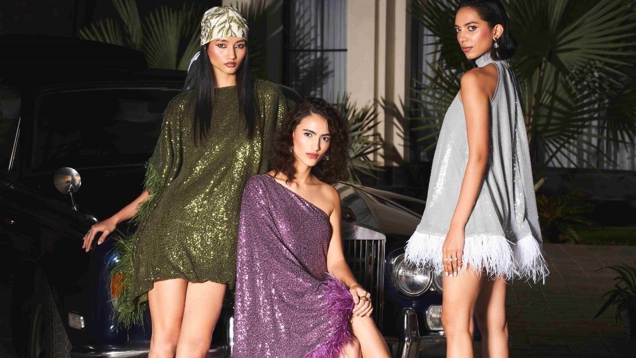 Wondering what to wear for spring weddings? Put together a fabulous bridesmaid outfit with these fashion tips