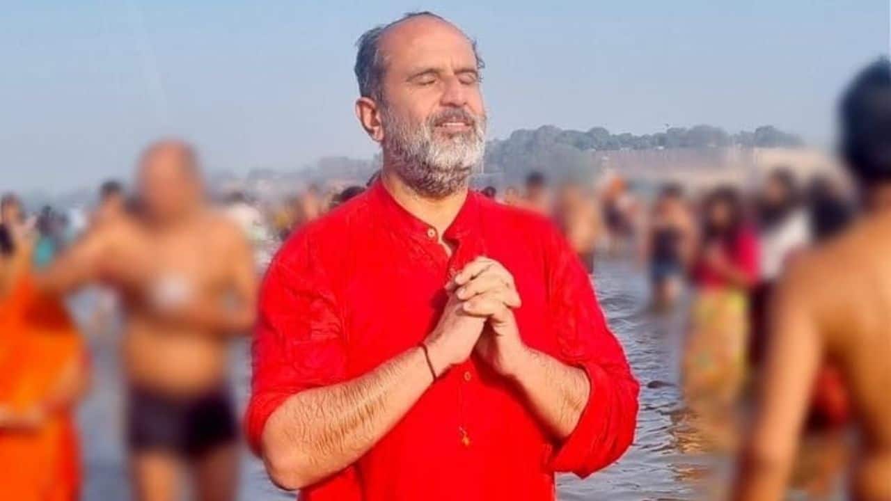 Tere Ishk Mein director Aanand L Rai visits Mahakumbh again after Raanjhanaa's release 12 years ago