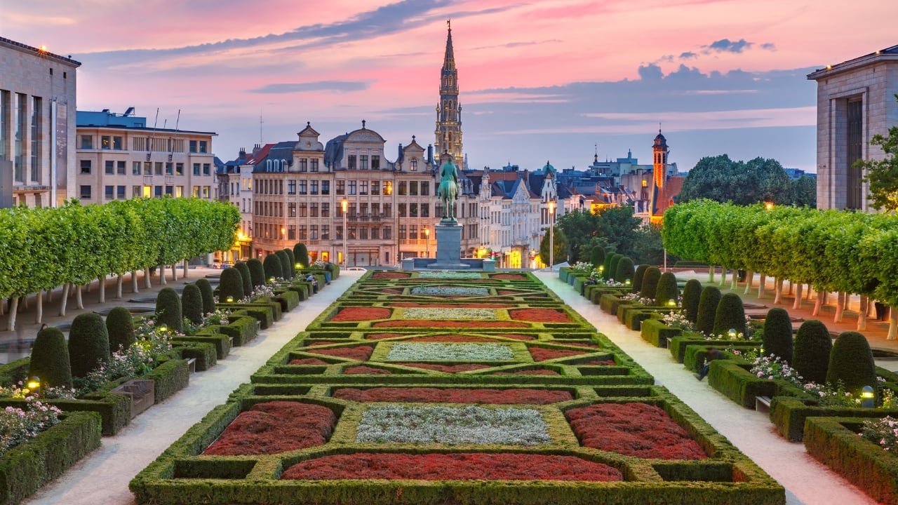 4. Flower Carpet, Brussels Best time to visit: Mid-August Once every two years, Brussels’ Grand-Place transforms into a floral masterpiece, with thousands of begonias forming an intricate carpet of color. This fleeting display lasts only a few days, making it a once-in-a-lifetime experience. After admiring the floral artwork, explore the city’s charming streets, indulge in world-famous chocolates, and toast to love with a glass of Belgian beer. (Image: Canva)