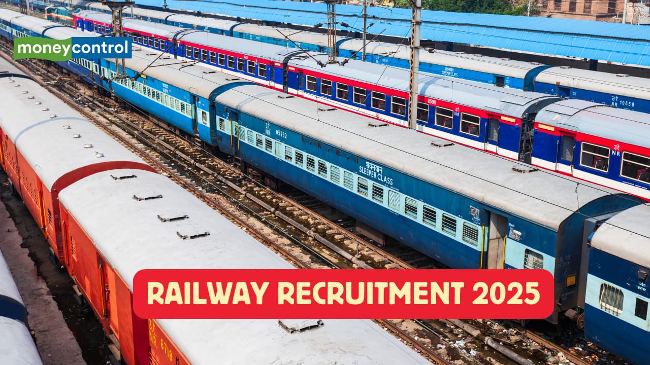 Railway Recruitment 2025 Last Date: Registration closing today for 1036 posts, apply here