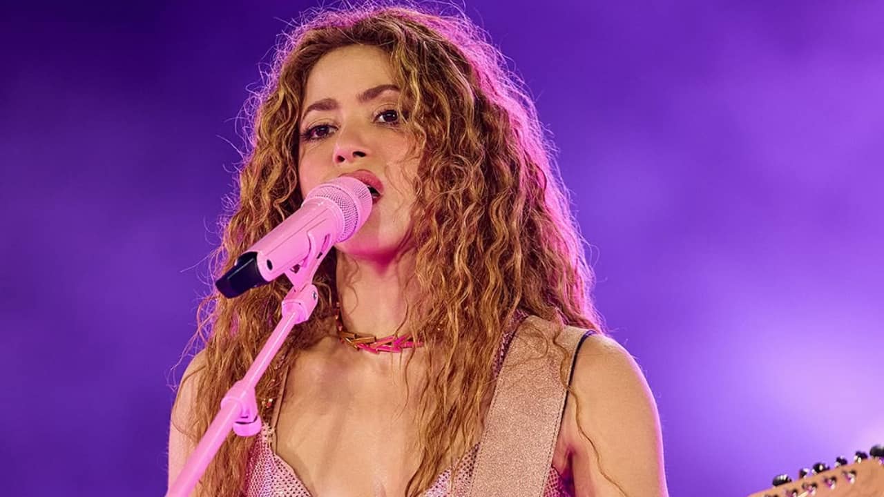 Shakira hospitalized due to abdominal pain, postpones Peru concert