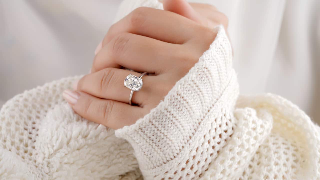 Wear a Diamond or White Sapphire | If advised by an astrologer, wearing a diamond or white sapphire strengthens Venus and enhances love, success, and financial stability. (Image: Canva) Wear a Diamond or White Sapphire | If advised by an astrologer, wearing a diamond or white sapphire strengthens Venus and enhances love, success, and financial stability. (Image: Canva)