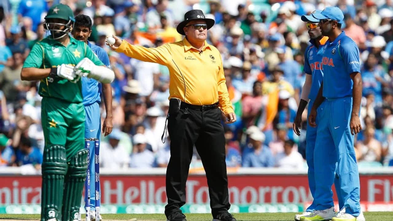 Umpire Marais Erasmus signals no-ball, which gave Fakhar Zaman life in the ICC Champions Trophy final in 2017 