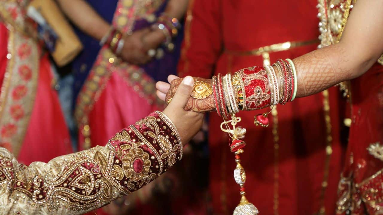 Digital zoom is your enemy, optical isn’t