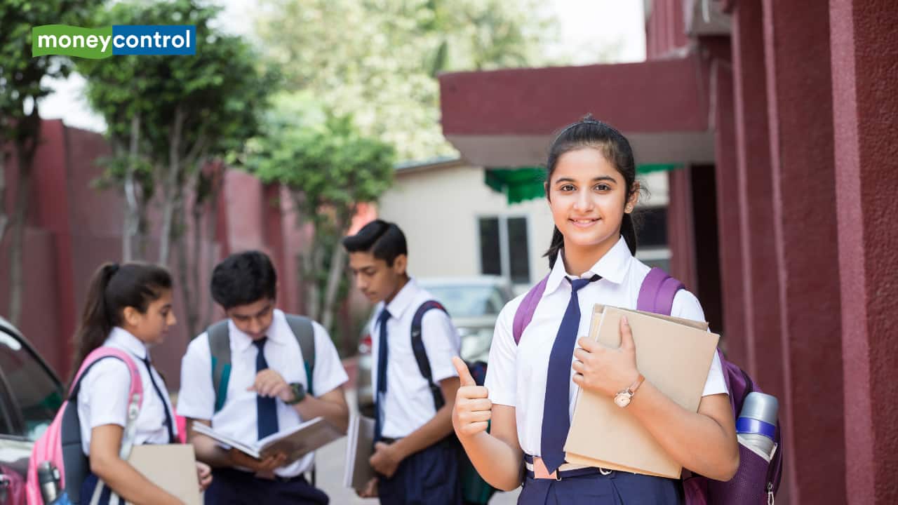 UP Board Exam 2025 begins Today: Check exam day guidelines for students and parents