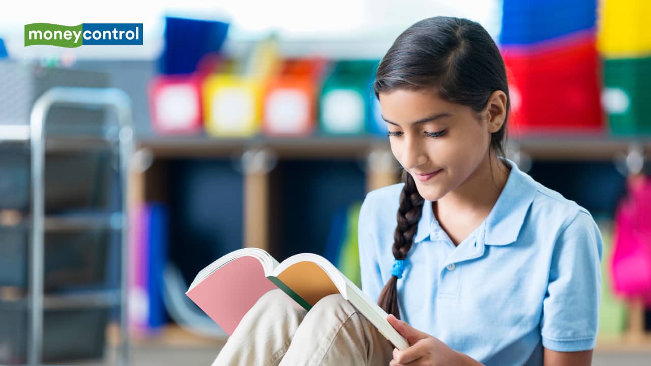 CBSE Class 10 Social Science Exam 2025 Today: Important exam day instructions, dos &amp; don'ts for students