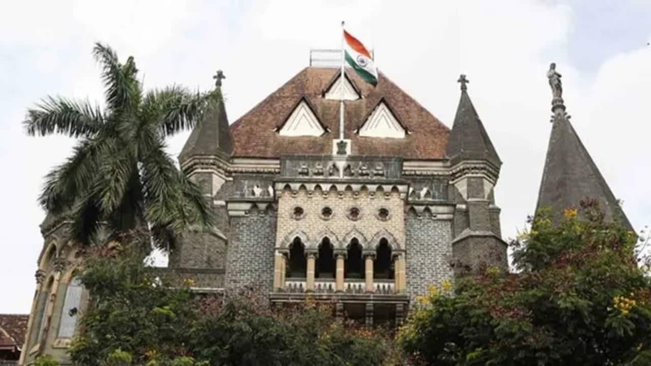 After Delhi HC, Bombay High Court recieves bomb threat, staff members vacate premises