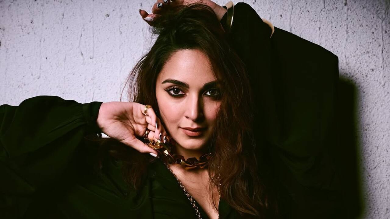 Kiara Alia Advani rocks the oversized trend in all-black, here's her style breakdown