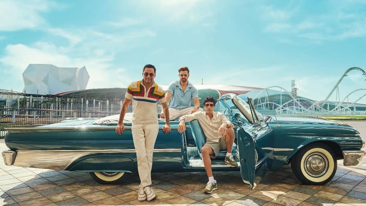 Hrithik Roshan, Farhan Akhtar and Abhay Deol spark ZNMD 2 rumours with new post: "It took time, but we finally said YAS"