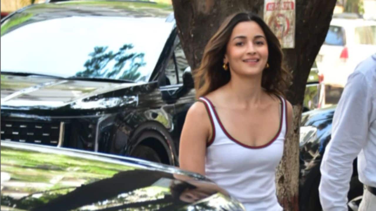 Alia Bhatt requests fan clubs not to click daughter Raha Kapoor's photos, say sources