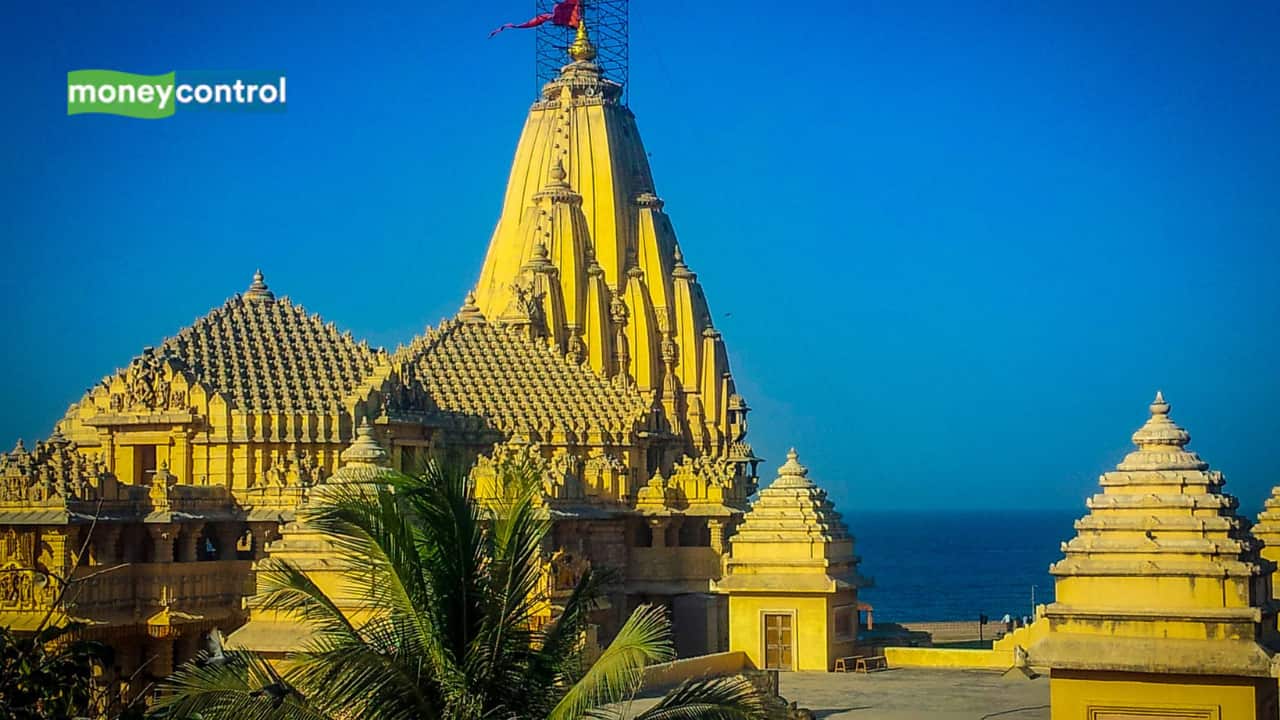 Somnath Temple: 9 Amazing Facts About the First Jyotirlinga Somnath Temple: 9 Amazing Facts About the First Jyotirlinga