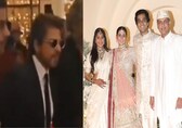 Shah Rukh Khan makes a stylish appearance at Ashutosh Gowariker's son Konark's wedding, watch video