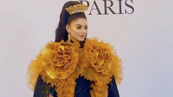 Urvashi Rautela receives backlash for new red carpet look for Paris event,  netizens say, "Isse better outfit Uorfi ke hain"