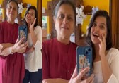 Supriya Pathak recreates the iconic Gajra Scene from Sarabhai vs Sarabhai with daughter Sanah Kapur