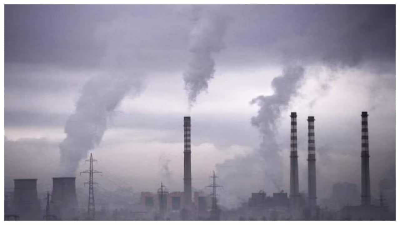 Half of global CO2 emissions traced to 36 fossil fuel companies