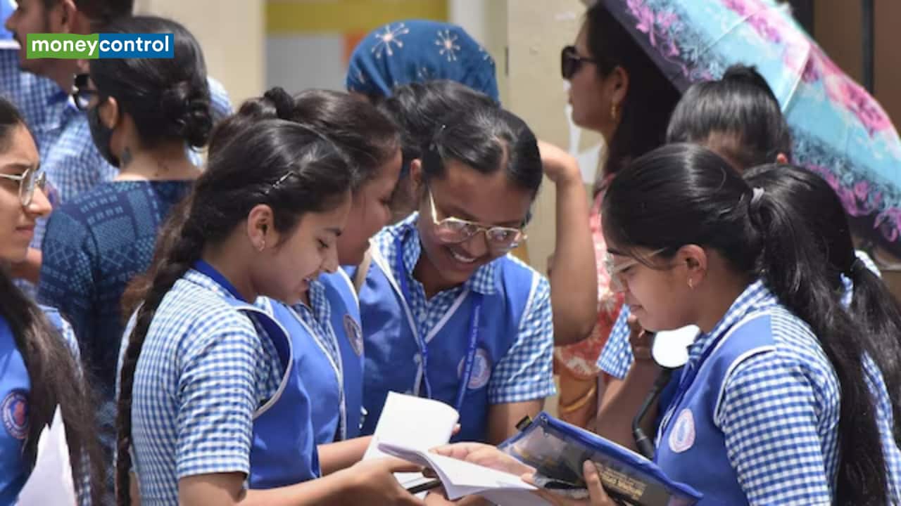 CBSE 10th Maths Exam Analysis: Students find paper scoring but lengthy, teachers share feedback CBSE 10th Maths Exam Analysis: Students find paper scoring but lengthy, teachers share feedback
