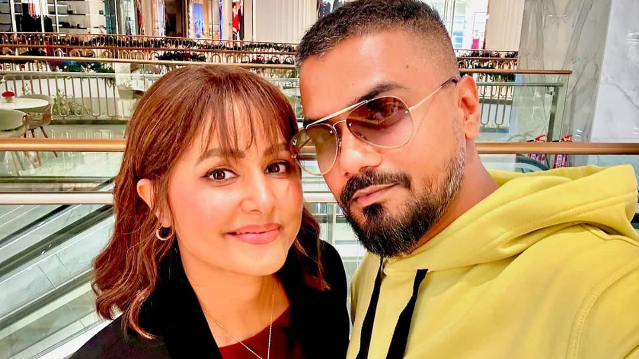 Hina Khan gets emotional over beau Rocky Jaiswal’s support during cancer journey, says, “Every woman deserves a man like him”