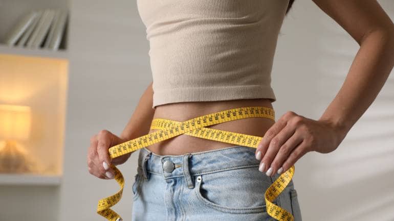Diet tips to lose weight: While dandelion tea helps in weight loss, it is important to pair it with a balanced diet and regular exercise for sustainable results (Image: Canva)