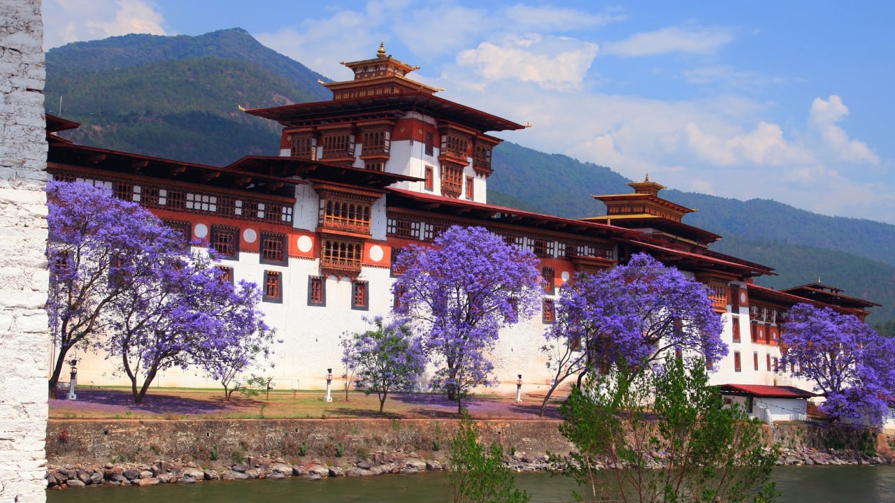 2. Bhutan – The Land of Happiness Visa Policy: No visa required, but an entry permit is needed (valid for 14 days) Tucked in the Himalayas, Bhutan is a serene retreat with majestic monasteries, lush valleys, and a unique philosophy of happiness. Hike up to Tiger’s Nest Monastery, stroll through Thimphu’s traditional markets, and experience the untouched beauty of Paro. Budget Breakdown: Travel via Siliguri for cheaper transport Stay: Guesthouses Rs 1,000–Rs 2,000 per night Daily expenses: Rs 2,500 Travel Tip: Take the overland route from India instead of flying to Paro to save big on travel costs. (Image: Canva)