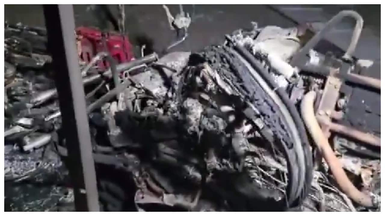 Jharkhand: Clash during Holi procession in Giridih injures several; shops, vehicles set ablaze