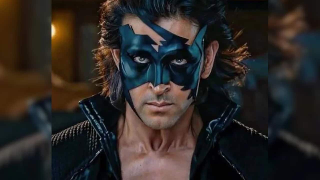 Krrish 4 gets delayed as Siddharth Anand exits the project, Rakesh Roshan will not direct the Hrithik Roshan starrer