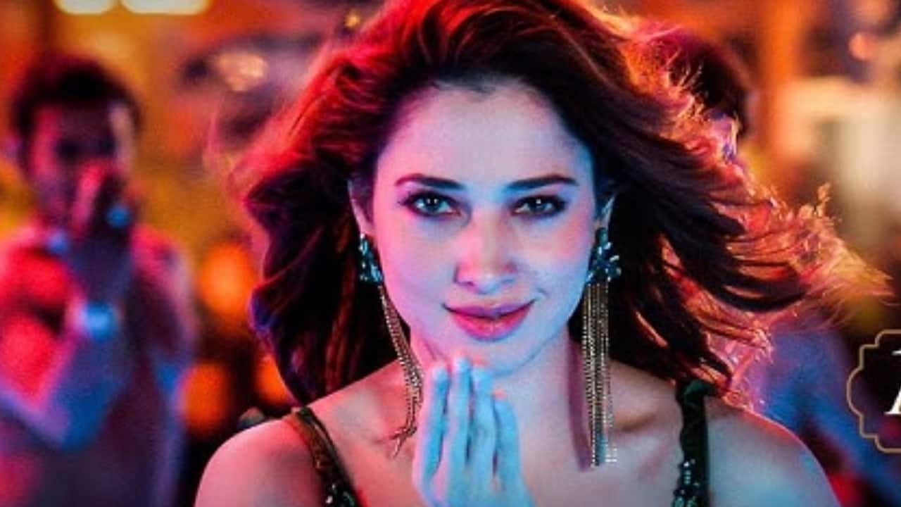 Tamannaah Bhatia’s ‘Aaj Ki Raat’ crosses 1 Billion views on YouTube, actress says "thanks for all the love"