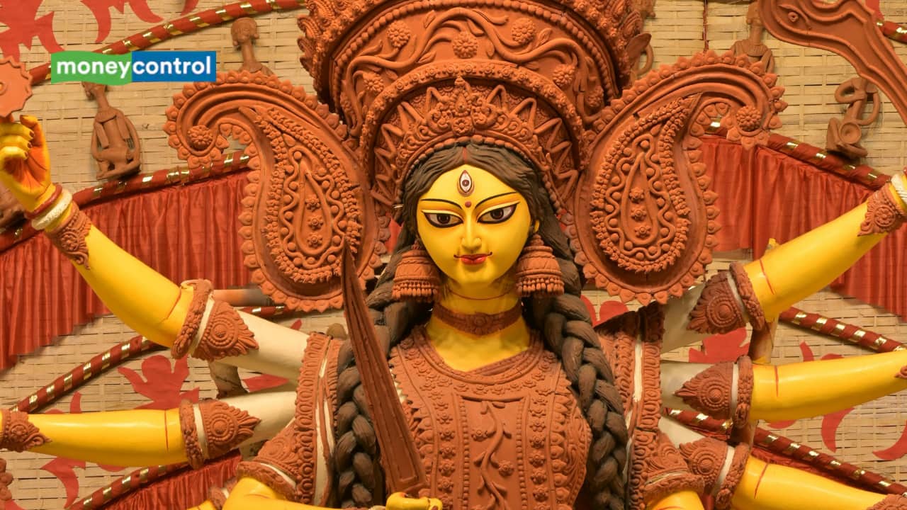Shardiya Navratri 2025 Date: When is Mahashtami &amp; Mahanavami? Check the Correct Tithi Here