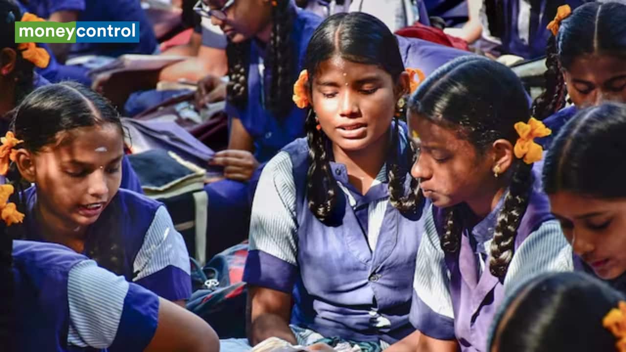 Karnataka SSLC Exam 2025 Begins Today: Key Details on Exam Shifts, Hall Tickets and Important Guidelines Here Karnataka SSLC Exam 2025 Begins Today: Key Details on Exam Shifts, Hall Tickets and Important Guidelines Here