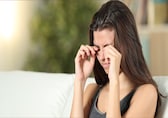 Treat itchy, irritated eyes in monsoon with these 10 doctor-approved tips to soothe your eyes