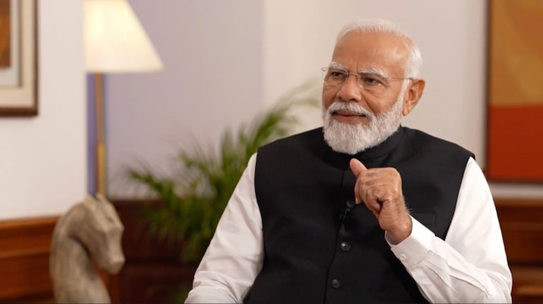 हमारे त्यौहार देश की विविधता में एकता को दर्शाते हैं: मन की बात में पीएम  मोदी