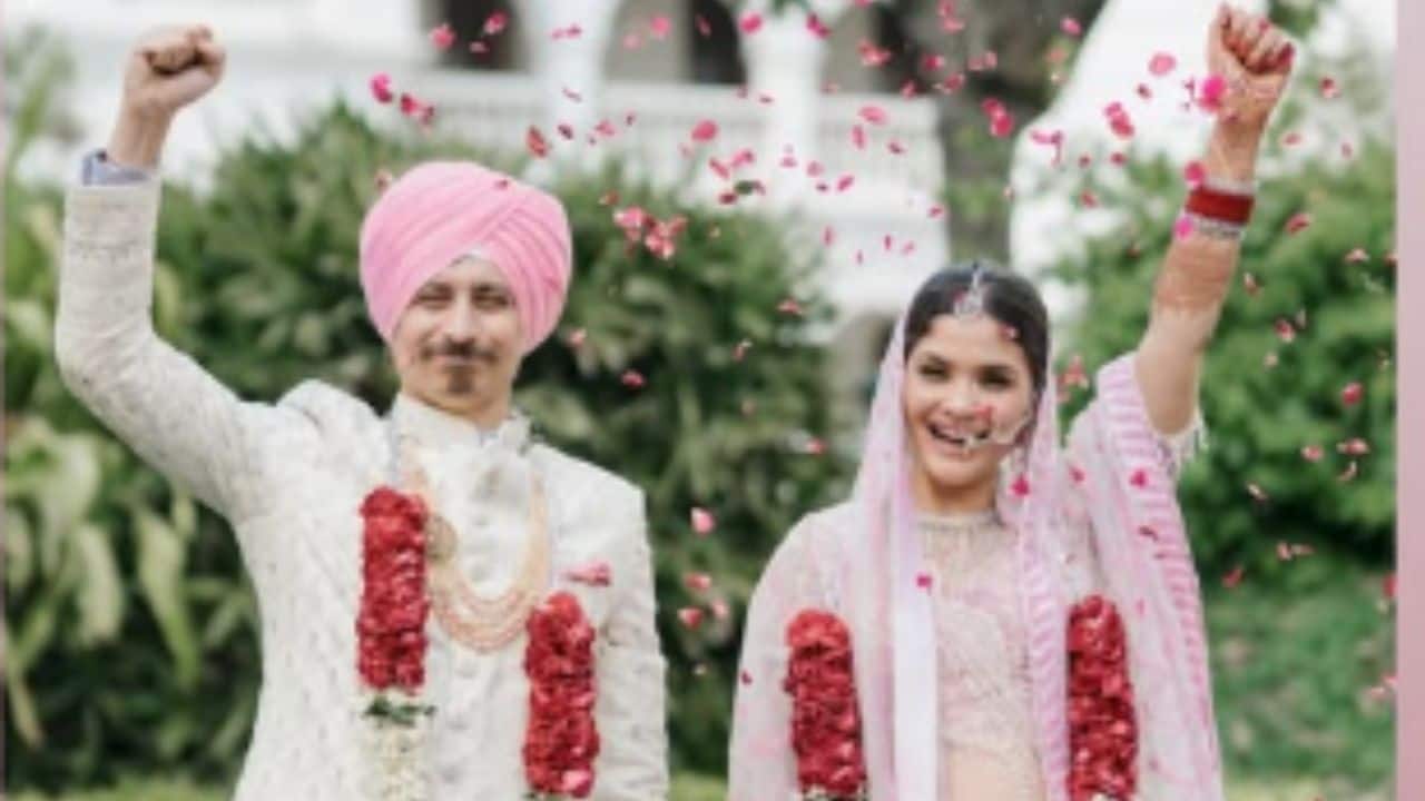 Amitabh Bachchan's co-star in Black film Ayesha Kapur ties knot with beau Adam Oberoi in dreamy wedding, see pic