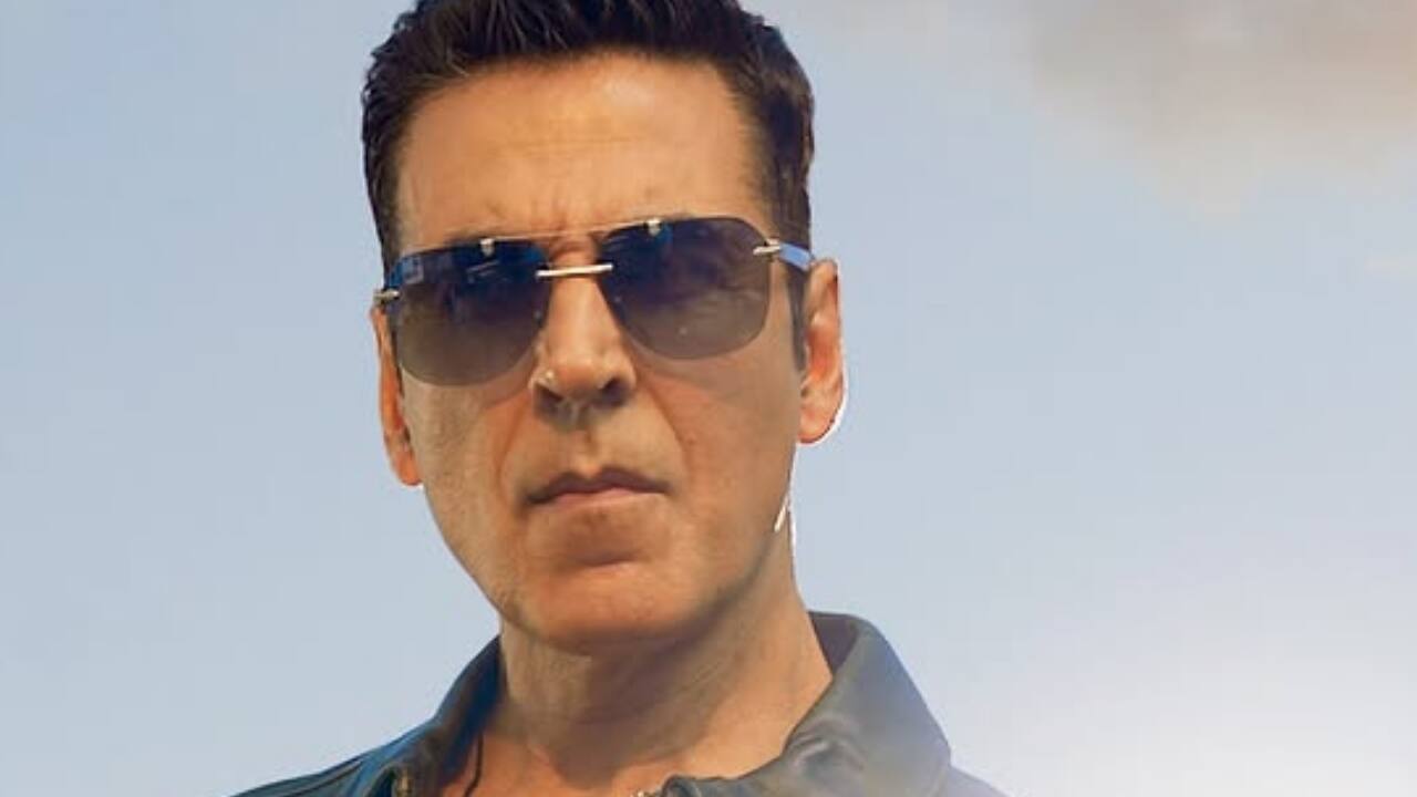 Akshay Kumar sells his luxurious two Mumbai Borivali East flats for Rs. 6.6 Crore