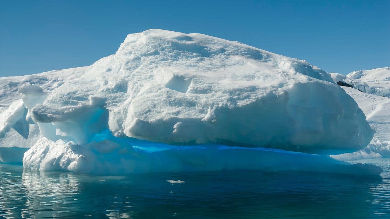 Drake Passage: World’s most feared ocean gateway with towering 80-foot waves
