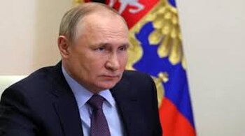Putin is preparing for more war, US senators warn